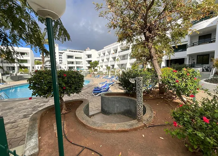 Dream Americas Iconic Pearl *