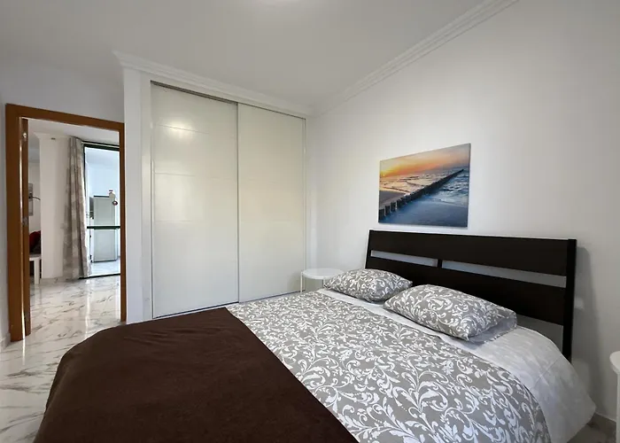 Apartment Dream Americas Iconic Pearl