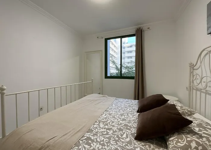 Apartment Dream Americas Iconic Pearl